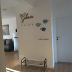 Gloria * Peroj